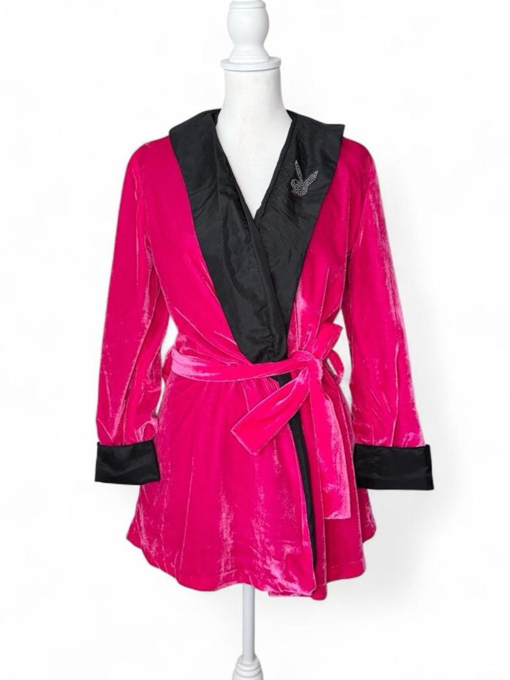 Playboy Bunny Hefner Robe - Picture 2 of 6